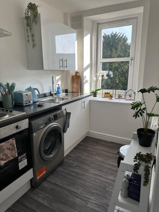 Cosy Authentic Flat In The Heart Of ガラシールズ エクステリア 写真